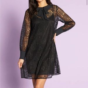 NWT ModCloth Going Places in Lace Mini Shift Dress Size Medium Wednesday Addams